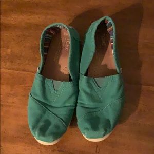 Toms size 6.5